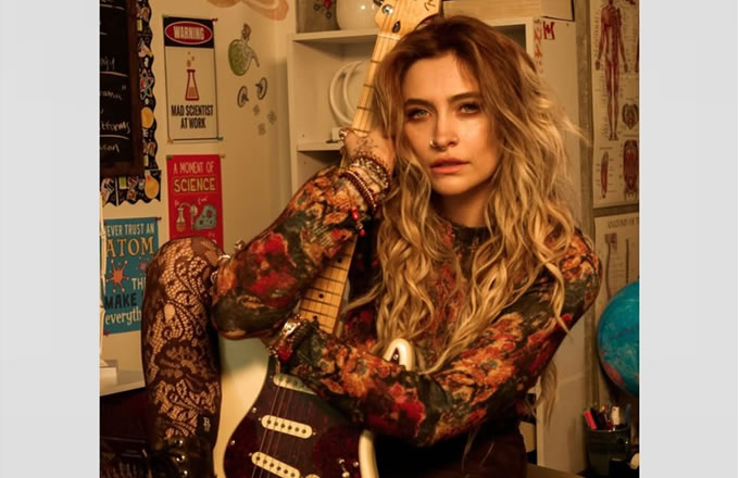 Paris Jackson expõe detalhes inéditos de sua infância com Michael