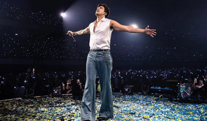 Luan Santana lota arena em Lisboa com surpresa de CR7